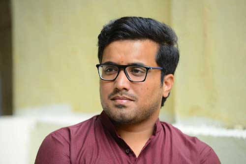 రాజశేఖర్ గారికి మరో కథ చెప్పబోతున్నాడట ! 1 Kalki writer Saitej Desharaj interview