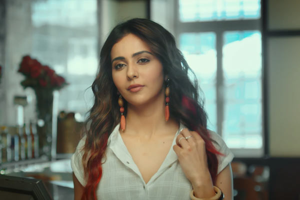 ‘మన్మథుడు2’ అవంతిక హాట్ యోగా పోజ్ చూశారా…?