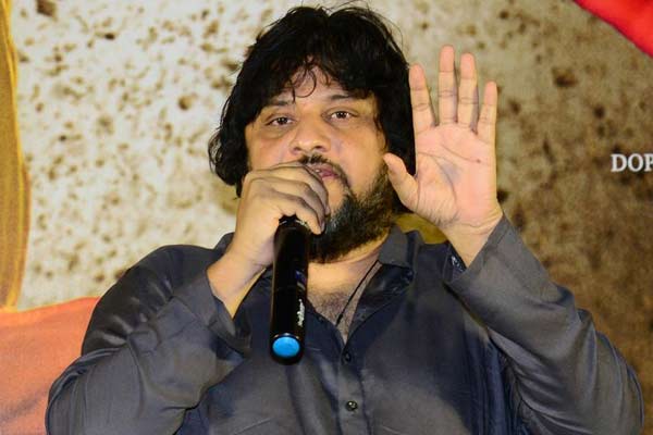 సైరా ట్రాజెడీ ఎండింగ్ కాదు, అది విక్టరీ ఎండింగ్- సురేందర్ రెడ్డి