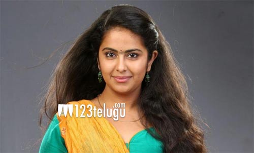 గ్లామర్ రోల్స్ కి రెడీ అంటున్న యంగ్ హీరోయిన్ ! 1 Avika