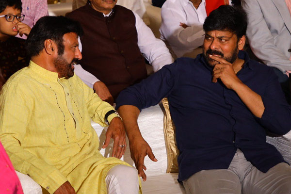 బాలయ్యను ఆకాశానికి ఎత్తేసిన చిరు..!