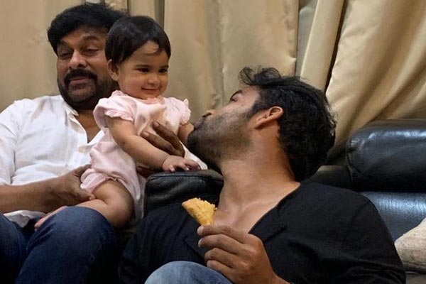 రిలాక్సింగ్ మోడ్ లో చిరు