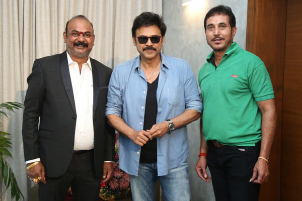 ఒకప్పటి సీరియస్ విలన్ దర్శకుడిగా మారాడు