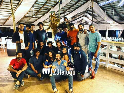 గోవాకి బై చెప్పిన రొమాంటిక్ టీమ్