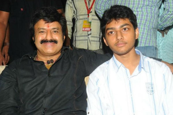 మోక్షజ్ఞను బాలయ్య వదిలేలా లేరు