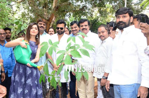 “ఫిల్మ్ న్యూస్ క్యాస్టర్స్ అసోసియేషన్” ఆధ్వర్యంలో మొక్కలు నాటే కార్యక్రమంలో పాల్గొన సినీ, రాజకీయ ప్రముఖులు 1 green india