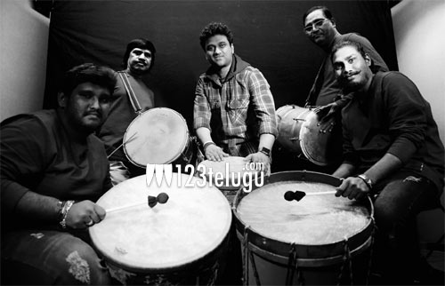 'డప్పులతో మేము రెడీ.. స్టెప్ లతో మీరు రెడీయా ? 1 mm