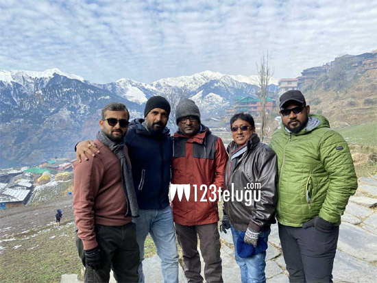 మనాలిలో నాని 'వి' కొత్త షెడ్యూల్ ! 1 v