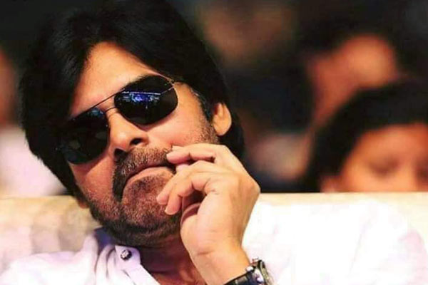 పవన్ ఇంకో సినిమాకు సైన్ చేసే అవకాశాలున్నాయా ?