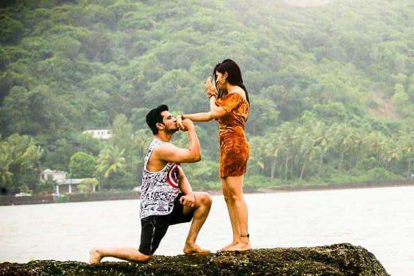 డాక్టర్ పల్లవి వర్మతో నిఖిల్ నిశ్చితార్థం !