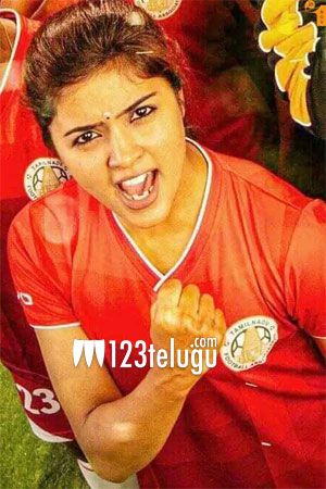 యంగ్ హీరోకి జంటగా విజిల్ బ్యూటీ.