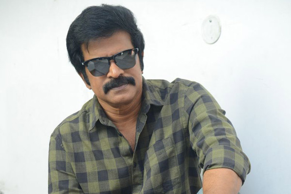 ఇంటర్వ్యూ : బ్రహ్మాజీ  –  తెలుగులో  ఇలాంటి స్క్రీన్ ప్లే రాలేదు !