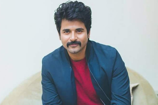 పవన్ సినిమాలో పాపులర్ తమిళ్ హీరో..?