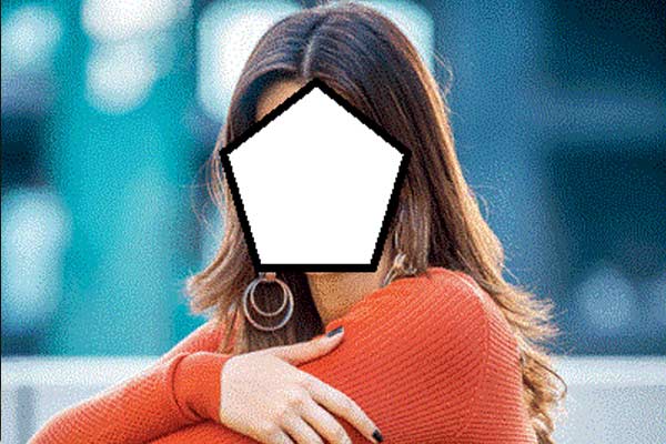 గెస్ : ఈ పొడుగుకాళ్ల సుందరి ఎవరో చెప్పుకోండి..?