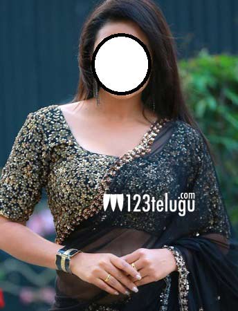 గెస్: ఈ వర్ధమాన హీరోయిన్ ఎవరు?