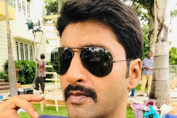 ఇంటర్వ్యూ: వెంకట్-బన్నీ నటన చిరంజీవిని గుర్తు చేసింది.