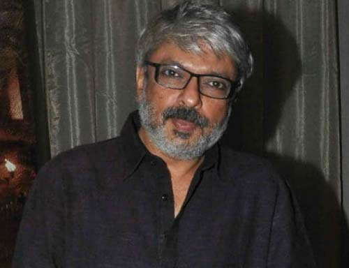 సుశాంత్ కేసులో టాప్ డైరెక్టర్ ని విచారించనున్న పోలీసులు.