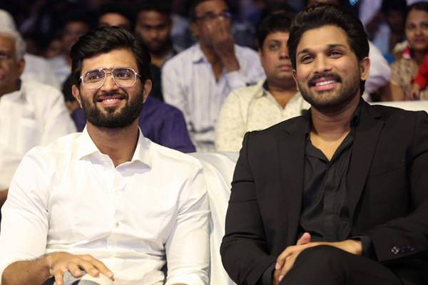 రౌడీ హీరోకు స్పెషల్ థాంక్స్ చెప్తున్న స్టైలిష్ స్టార్.!