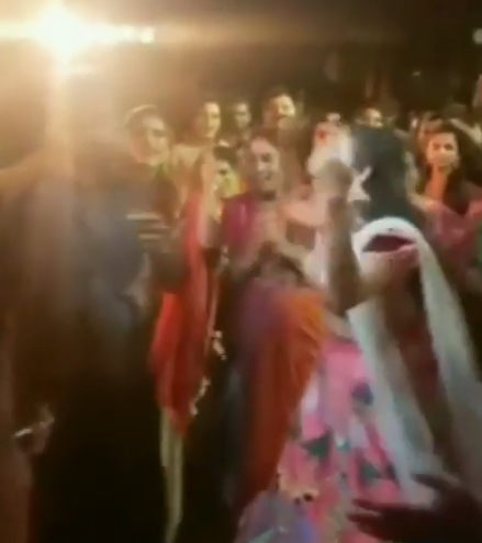 గ్యాంగ్ లీడర్ 'చిరు'తో స్టెప్పేయించిన నిహారిక.! 1 niharika chiru