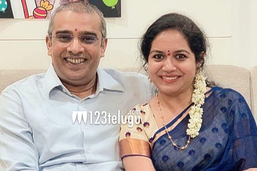 బిజినెస్ మెన్ తో  సింగర్ సునీతకు  నిశ్చితార్థం !