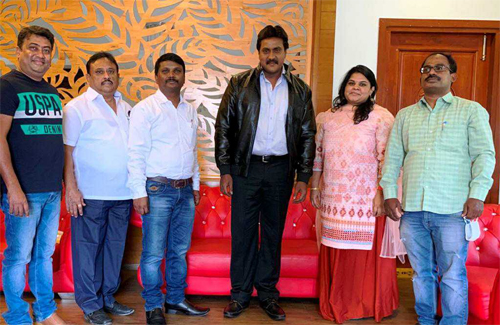 హీరో సునీల్ చేతుల మీదుగా అసలేం జరిగింది టీజర్ విడుదల 1 Asalemi Jarigindi