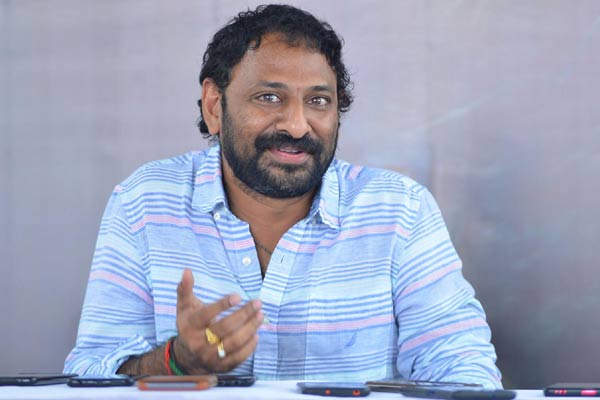 ఇంటర్వ్యూ :  శ్రీకాంత్ అడ్డాల –  ‘నారప్ప’  పూర్తి కుటుంబ కథా చిత్రమే, కానీ.. !