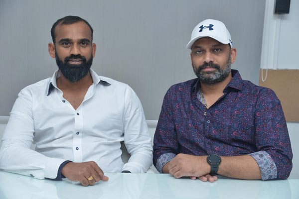 ఇంటర్వ్యూ : శ్రీదేవి సోడా సెంటర్ చిత్ర  నిర్మాతలు విజయ్ చల్లా, శశి