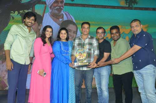 బలగం: మొదటి సారి ఇలా వంద అవార్డుల ఫంక్షన్ను చూస్తున్నాం - దిల్ రాజు 1 dilraju