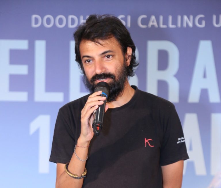 నాని – విజయ్ ఫ్యాన్ వార్స్‌పై నాగ్ అశ్విన్ కామెంట్