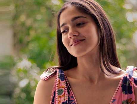 కొత్త ఫోటోలు : సిమ్రాన్ చౌదరి