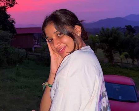 ఫోటోలు : కోర్టు సినిమా నటి శ్రీదేవి అపల్ల