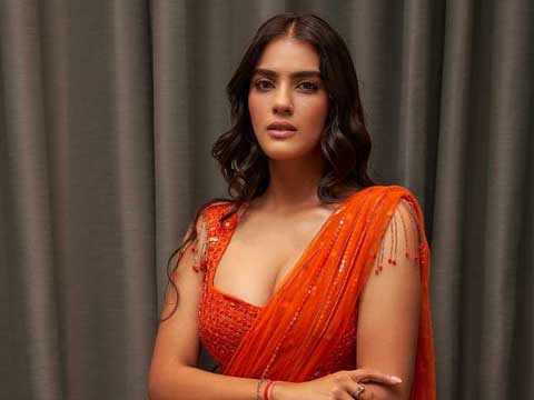 kavya-thapar