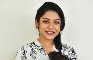 ఇంటర్వ్యూ : హీరోయిన్ వర్ష బొల్లమ్మ – ‘తమ్ముడు’ మూవీలో మైండ్ బ్లోయింగ్ యాక్షన్, విజువల్స్ ఎంజాయ్ చేస్తారు!