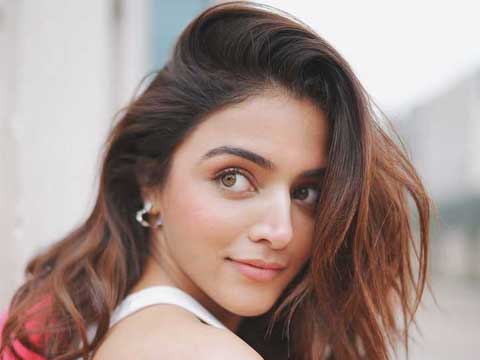 Wamiqa Gabbi