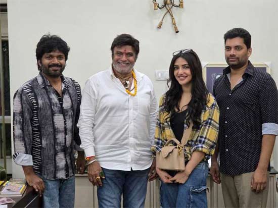 ఫోటోలు : నేషనల్ అవార్డు గెలిచిన సందర్భంగా భగవంత్ కేసరి టీం వేడుకలు