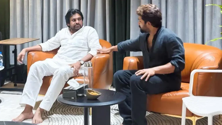 ఫోటో మూమెంట్: అల్లు అర్జున్ తో పవన్ కళ్యాణ్