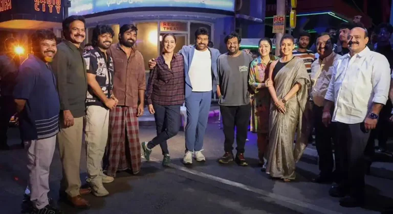 క్రేజీ క్లిక్: ‘మన శంకర వరప్రసాద్ గారి’తో పూరీ సేతుపతి..!