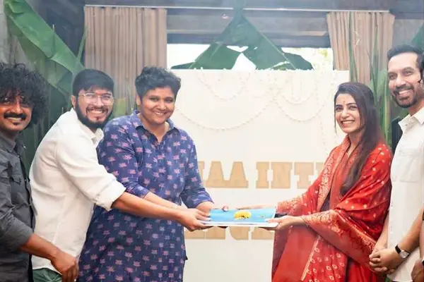 ముహూర్తం ఫోటోలు : సమంత ‘మా ఇంటి బంగారం’ ముహూర్తం చిత్రాలు