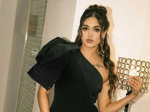 ఫోటోలు : గాయత్రి భరద్వాజ్