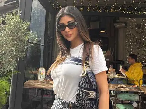 ఫోటోలు : మౌని రాయ్