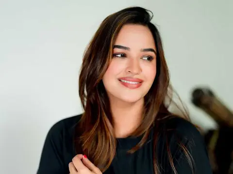 ఫోటోలు : పూజిత పొన్నాడ