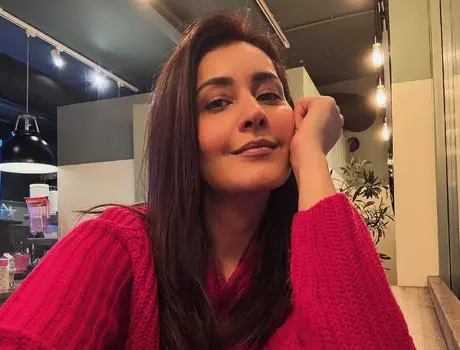 ఫోటోలు : రాశి ఖన్నా