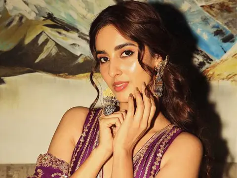 ఫోటోలు : సిమ్రత్ కౌర్