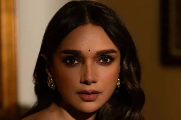 కొత్త ఫోటోలు : అదితి రావు హైదరి