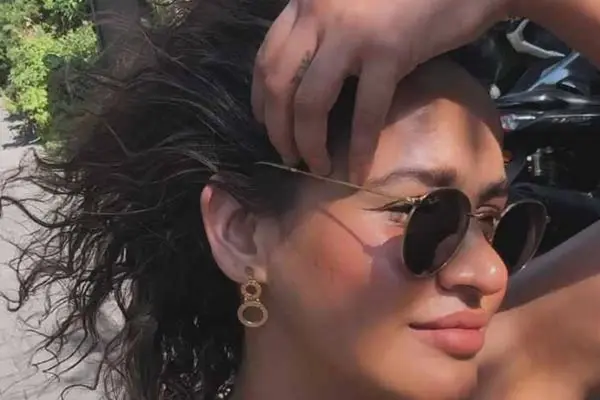 కొత్త ఫోటోలు : ఐషా శర్మ