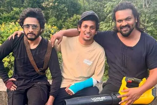 ఆన్-లొకేషన్ స్టిల్స్ : మిరాయ్ (తేజ సజ్జా, మంచు మనోజ్)