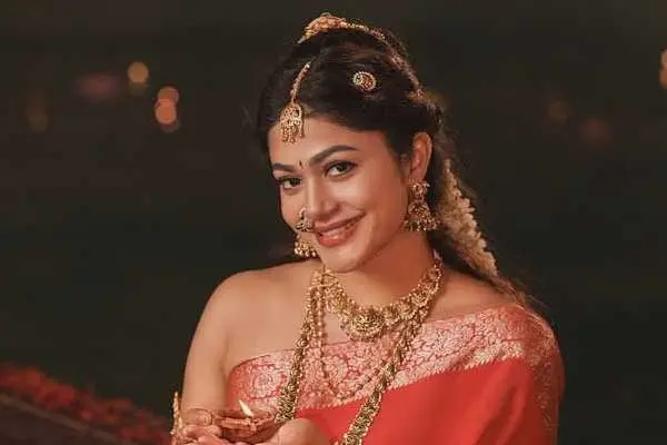 కొత్త ఫోటోలు : పాయల్ రాధాకృష్ణ