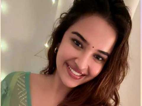 ఫోటోలు : పూజిత పొన్నాడ