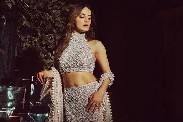 ఫోటోలు :  రాధిక మదన్