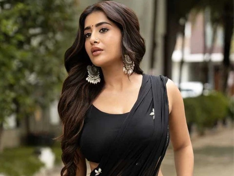 ఫోటోలు : రాశి సింగ్